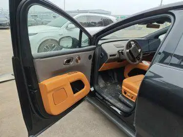 Li Auto i8 2025 Model Standard Edition – фото 10