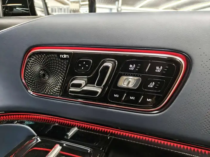 ZEEKR 9X 2025 Model Obsidian Black Edition 70kWh VI seat – фото 7