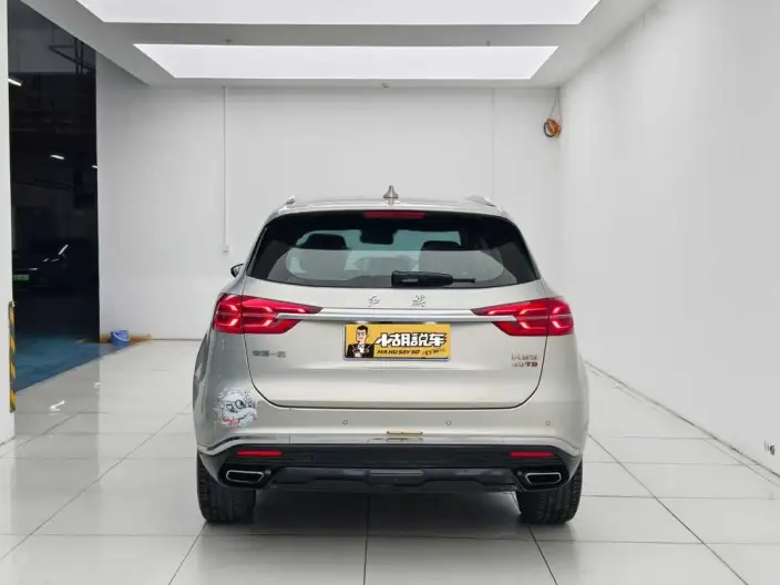 Hongqi HS5 2022 Model Facelift 2.0T Smart Flag Enjoy Edition – фото 5