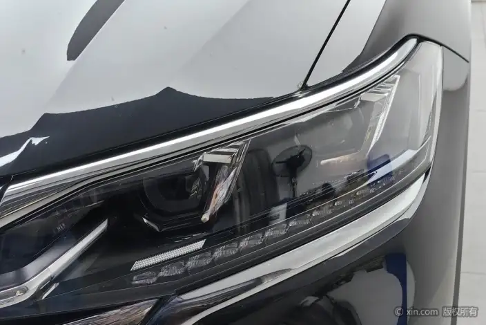 Viloran 2024 Model 330TSI Business Edition – фото 7