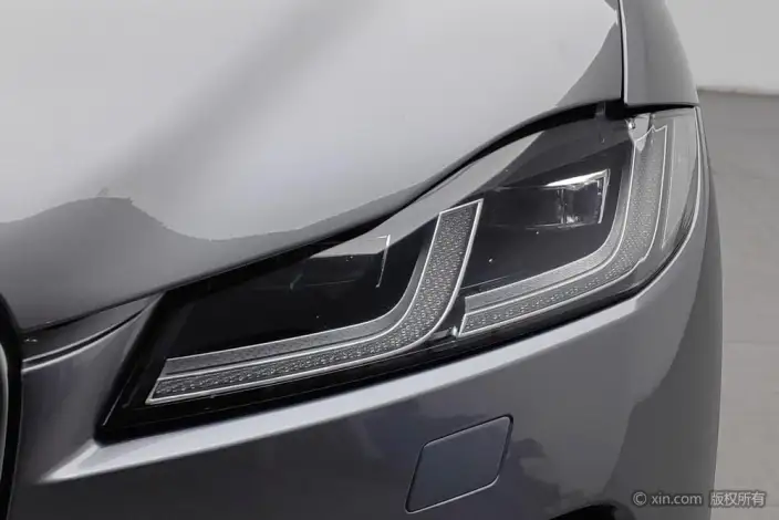 Jaguar F-PACE 2022 Model P250 HSE – фото 7