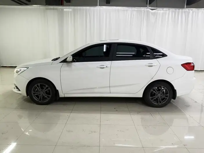 Eado DT 2021 Model 1.6L Automatic Luxury Model – фото 4