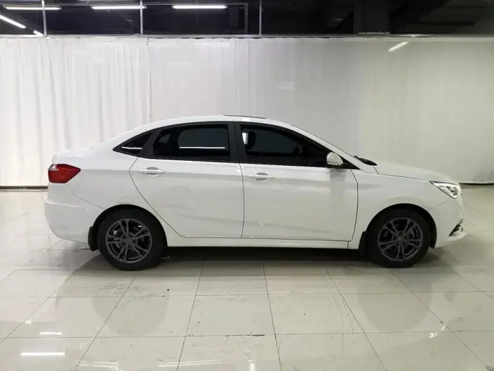 Eado DT 2021 Model 1.6L Automatic Luxury Model – фото 8