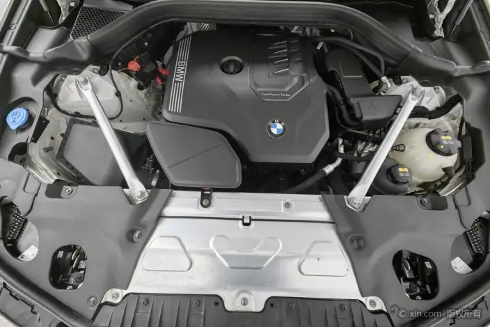 BMW X4 2022 Model xDrive 30i M Sports Set – фото 5
