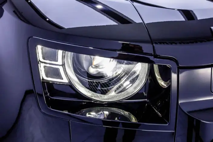 Land Rover Defender 2023 Model Facelift 90 3.0T P400 XS – фото 7