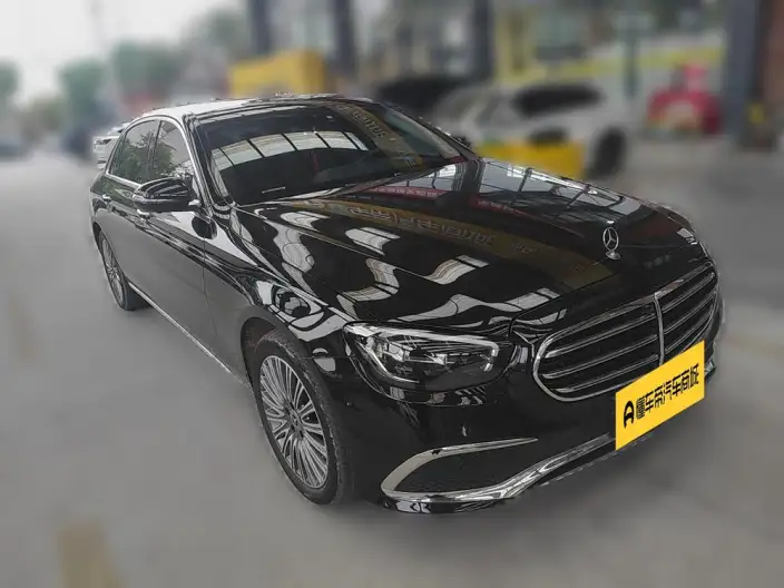 Mercedes-Benz E-Class 2023 Model E 300 L Fashion Model sedan – фото 3