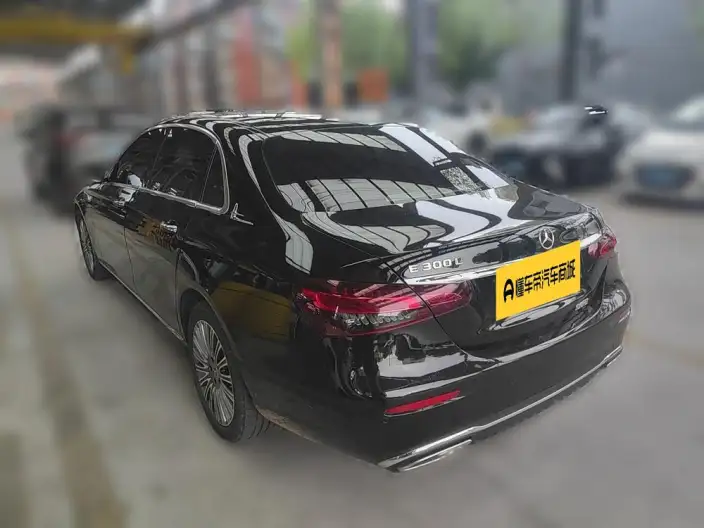 Mercedes-Benz E-Class 2023 Model E 300 L Fashion Model sedan – фото 4
