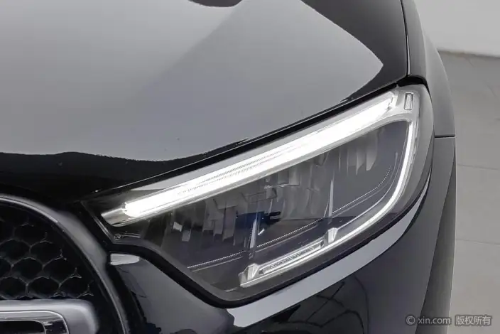 Mercedes-Benz GLC 2023 Model GLC 260 L 4MATIC Luxury Model 7 seat – фото 7