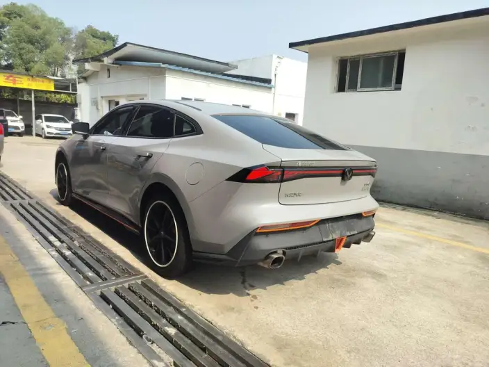 Changan UNI-V 2022 Model 1.5T Smart Pilot Model – фото 4