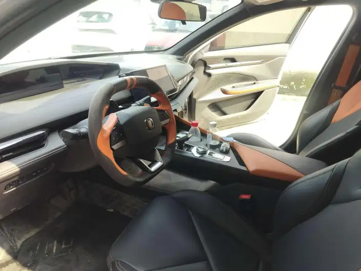 Changan UNI-V 2022 Model 1.5T Smart Pilot Model – фото 7