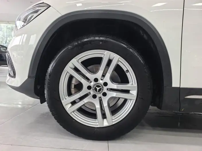 Mercedes-Benz GLA 2023 Model GLA 200 – фото 9