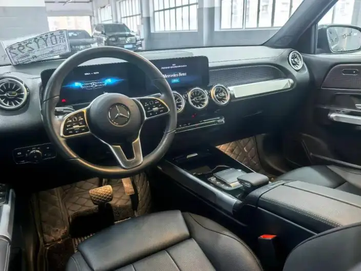 Mercedes-Benz GLB 2022 Model GLB 220 Fashion Model – фото 6