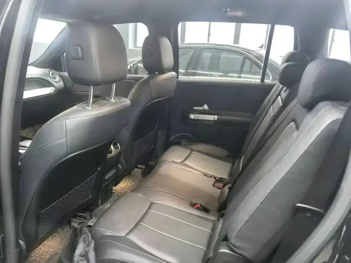 Mercedes-Benz GLB 2022 Model GLB 220 Fashion Model – фото 10