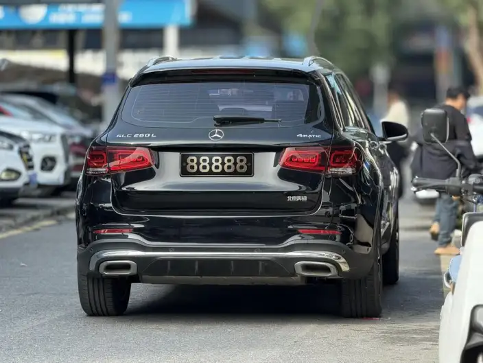 Mercedes-Benz GLC 2022 Model Facelift GLC 260 L 4MATIC Luxury Model – фото 6