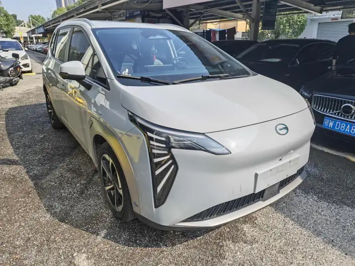 AION Y 2023 Model Plus 510 Smart collar Edition