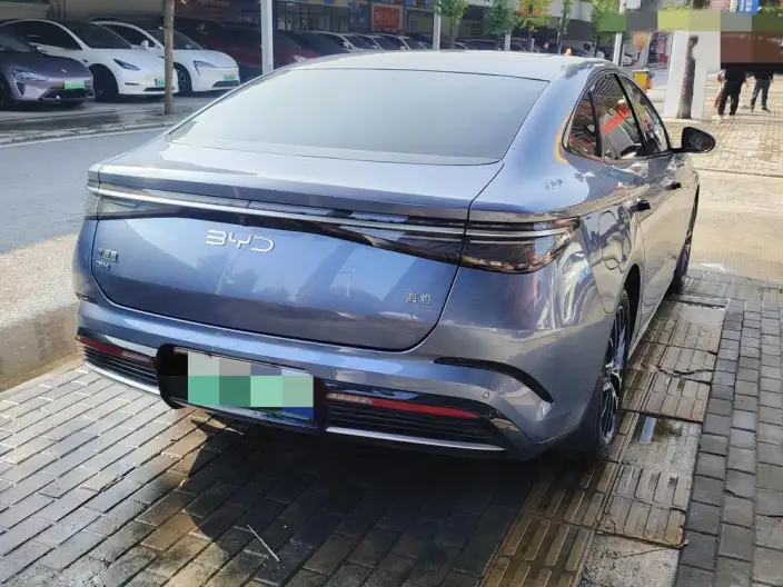 BYD Seal DM 2024 Model Honor Edition DM-i 1.5T 121KM Zunrong Model – фото 3