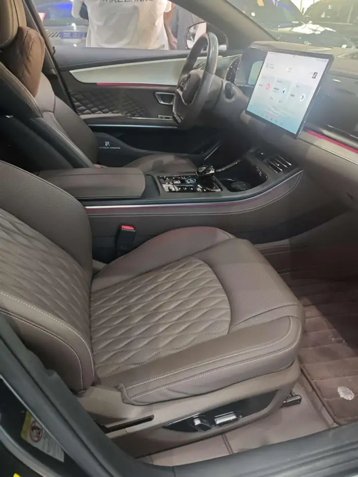 BYD Han EV 2023 Model Champion Edition 605KM Noble Model – фото 6