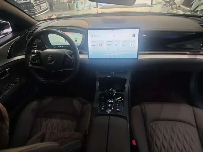 BYD Han EV 2023 Model Champion Edition 605KM Noble Model – фото 8