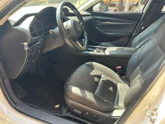 Mazda3 Axela 2022 Model 2.0L Automatic Zhi Ya Edition – фото 8