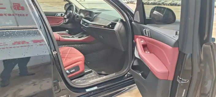 BMW X5 2023 Model xDrive30Li Exclusive Model M Sports Set – фото 10