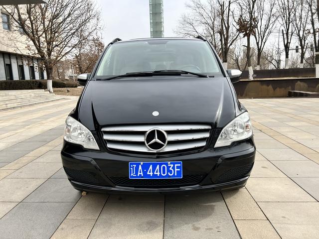 Viano 2013 модификация 3.0L Com f ort Edition – фото 2