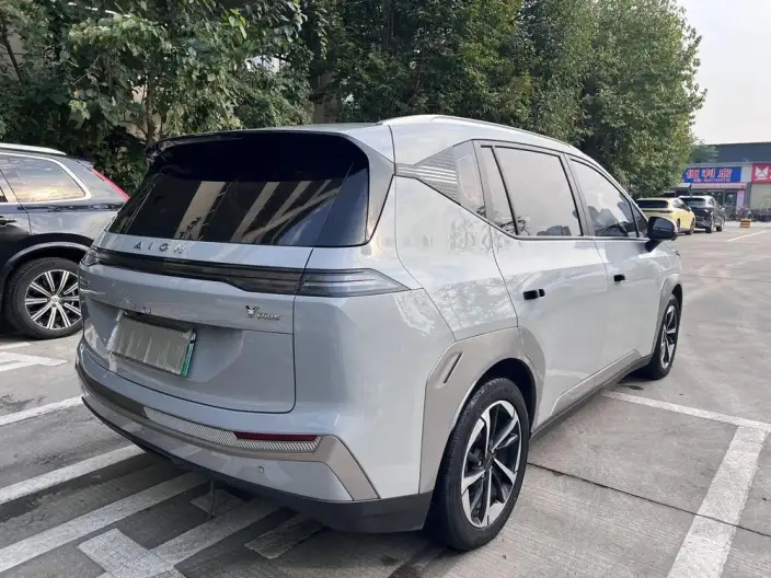AION Y 2023 Model Plus 510 Lexiang Edition – фото 6