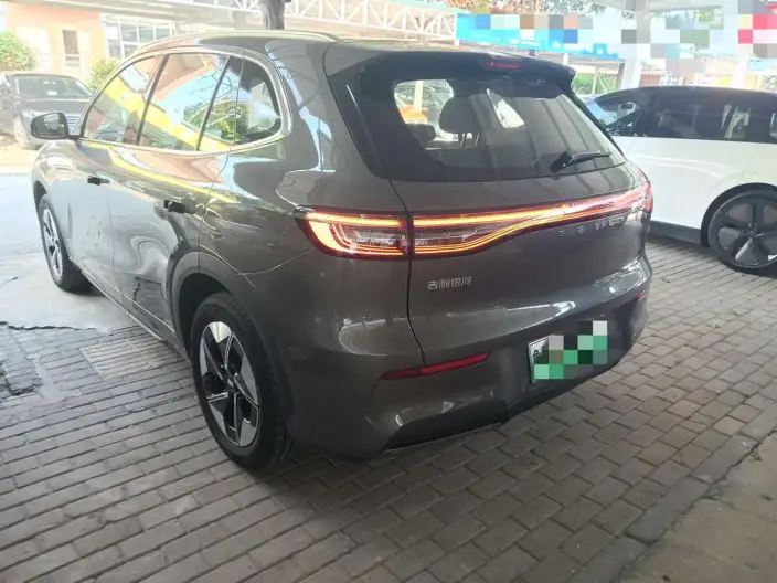 Geely Galaxy E5 2026 Model 610km Tiggo + Edition