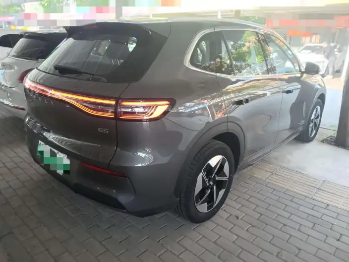 Geely Galaxy E5 2026 Model 610km Tiggo + Edition – фото 6