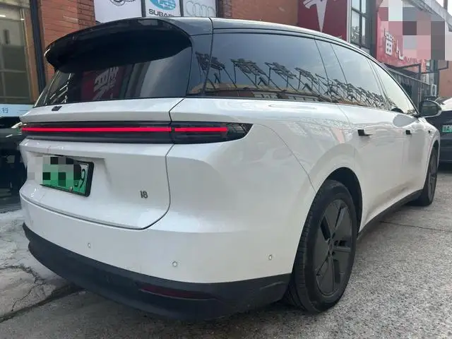 Li Auto i8 2025 Model Standard Edition