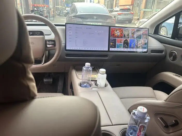 Li Auto i8 2025 Model Standard Edition – фото 8