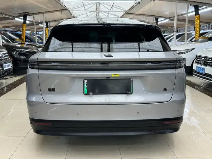 Li Auto i6 2025 Model 2WD Standard Edition – фото 5