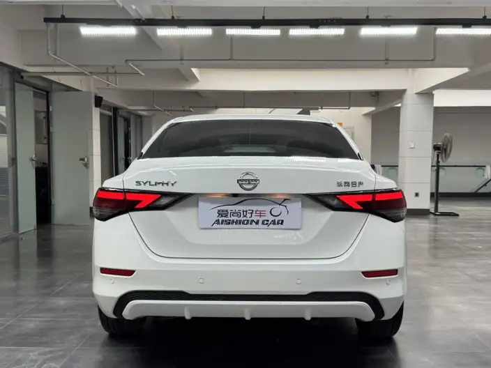 Nissan Sylphy 2022 Model 1.6L XL CVT Yuexiang Edition – фото 6