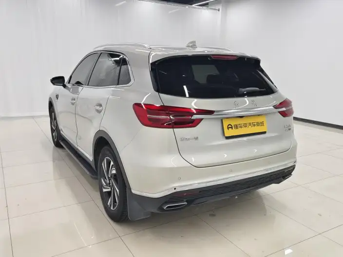 Hongqi HS5 2022 Model Facelift 2.0T Smart Flag Enjoy Edition – фото 5