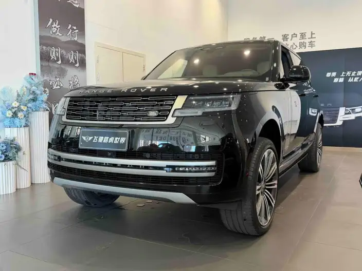 Range Rover 2023 Model 3.0 L6 400PS Shengshi VII seat Extended Edition
