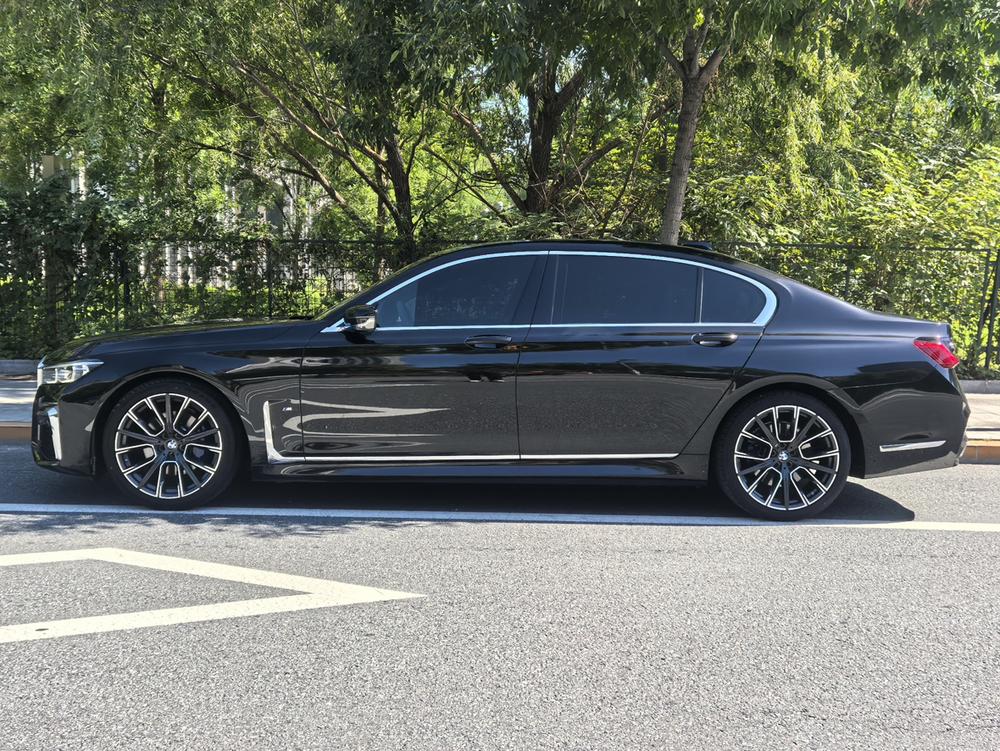 BMW 7 Series 2021 730Li M Sport Package – фото 3