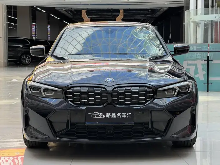 BMW 3 Series 2023 Model 325Li M Sports Night Set – фото 2