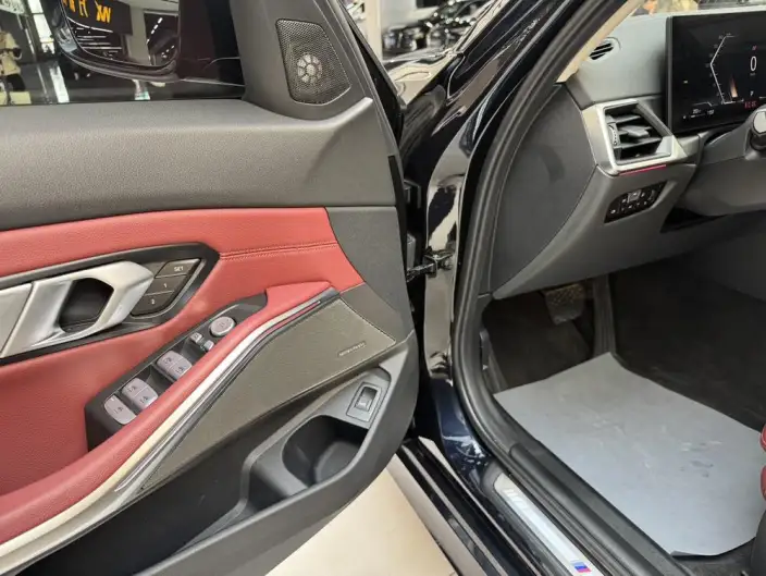 BMW 3 Series 2023 Model 325Li M Sports Night Set – фото 7