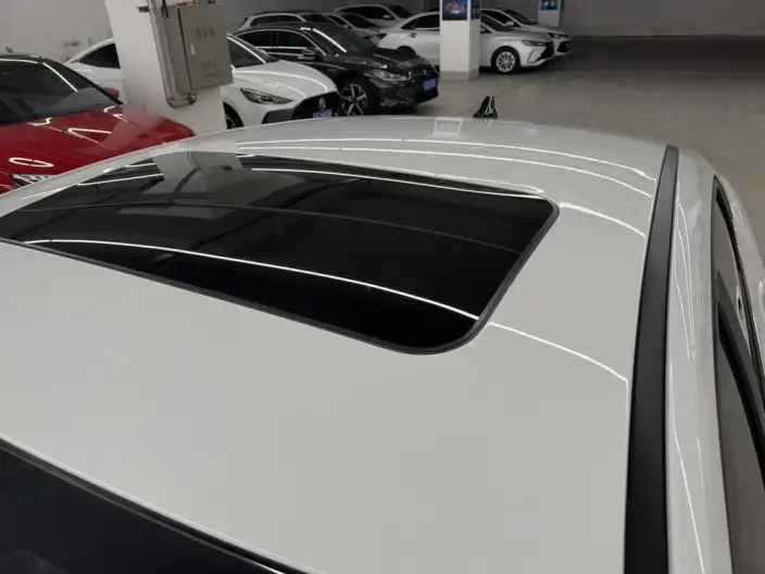 Hyundai Ioniq 2023 Model 1.5L CVT LUX Premium Edition – фото 9