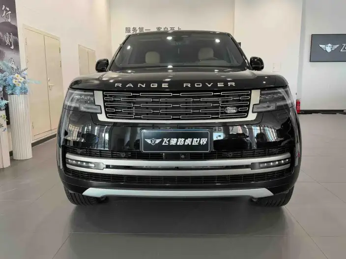 Range Rover 2025 Model 3.0 L6 400PS Shengshi Extended Edition