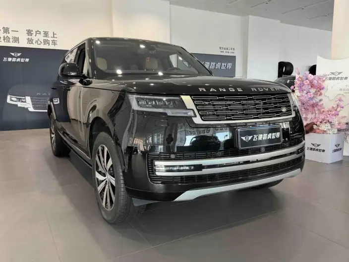Range Rover 2025 Model 3.0 L6 400PS Shengshi Extended Edition