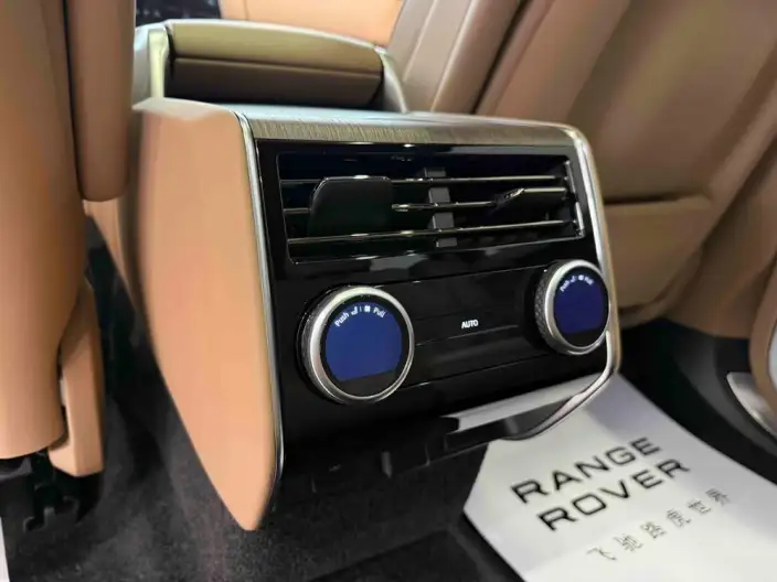 Range Rover 2025 Model 3.0 L6 400PS Shengshi Extended Edition – фото 10
