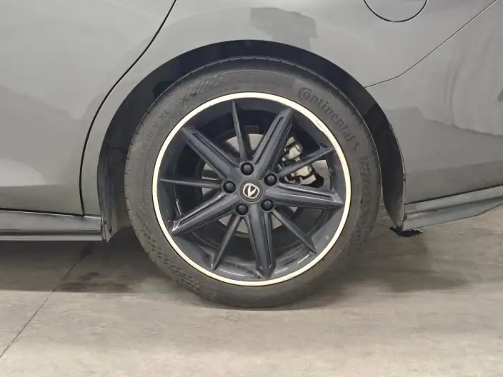Changan UNI-V 2022 Model 1.5T Noble Model – фото 9