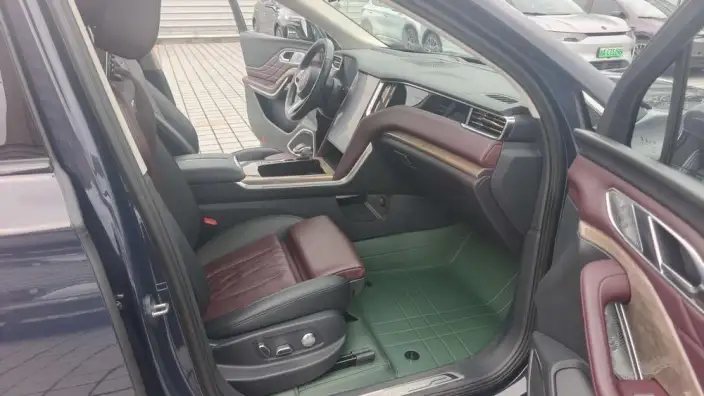 Hongqi HS7 2023 Model 2.0T 4WD Flag Ling Edition 6 seat – фото 9