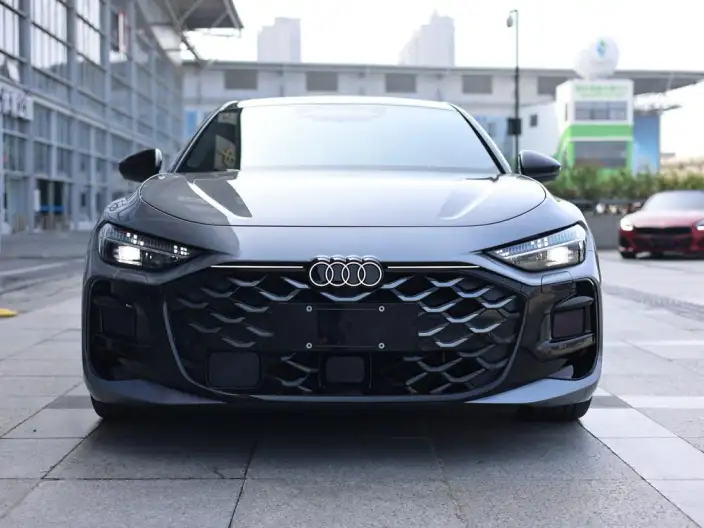 Audi A5 L Sportback 2026 Model 2.0TFSI quattro 150kW First Edition Limited edition