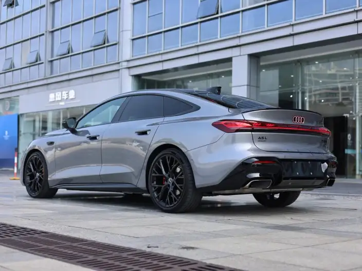 Audi A5 L Sportback 2026 Model 2.0TFSI quattro 150kW First Edition Limited edition – фото 5