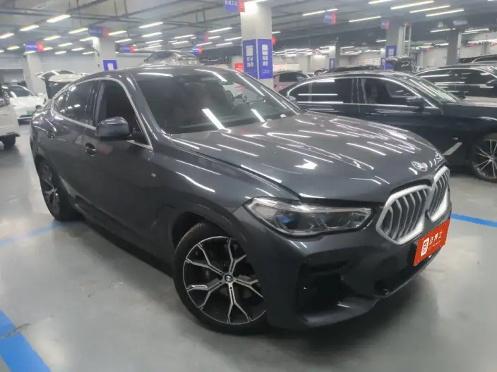 BMW X6 2022 Model xDrive40i Exclusive Model M Sports Set