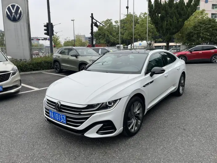 Volkswagen CC 2024 Model 380TSI Eye-catching version – фото 10