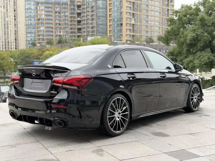 Mercedes-Benz A-Class AMG 2022 Model AMG A 35 L 4MATIC – фото 7