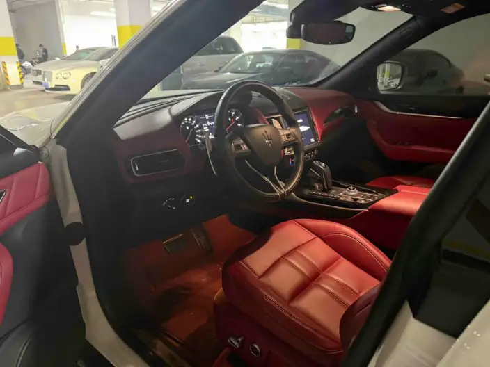 Levante 2022 Model 3.0T Modena – фото 8