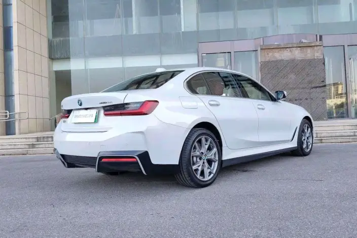 BMW i3 2025 Model eDrive35L – фото 5